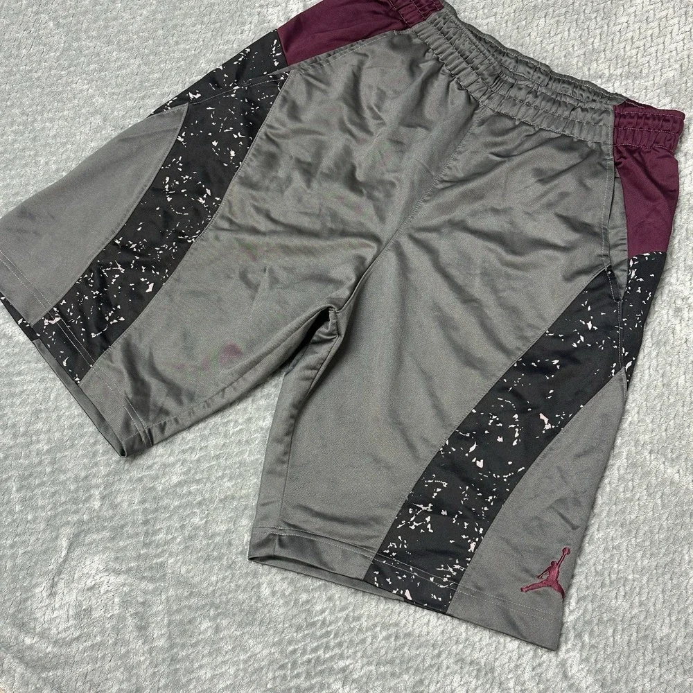 Jordan Shorts Son of Mars‎ Mens Small Jumpman Gray Maroon Silky Shiny Basketball
